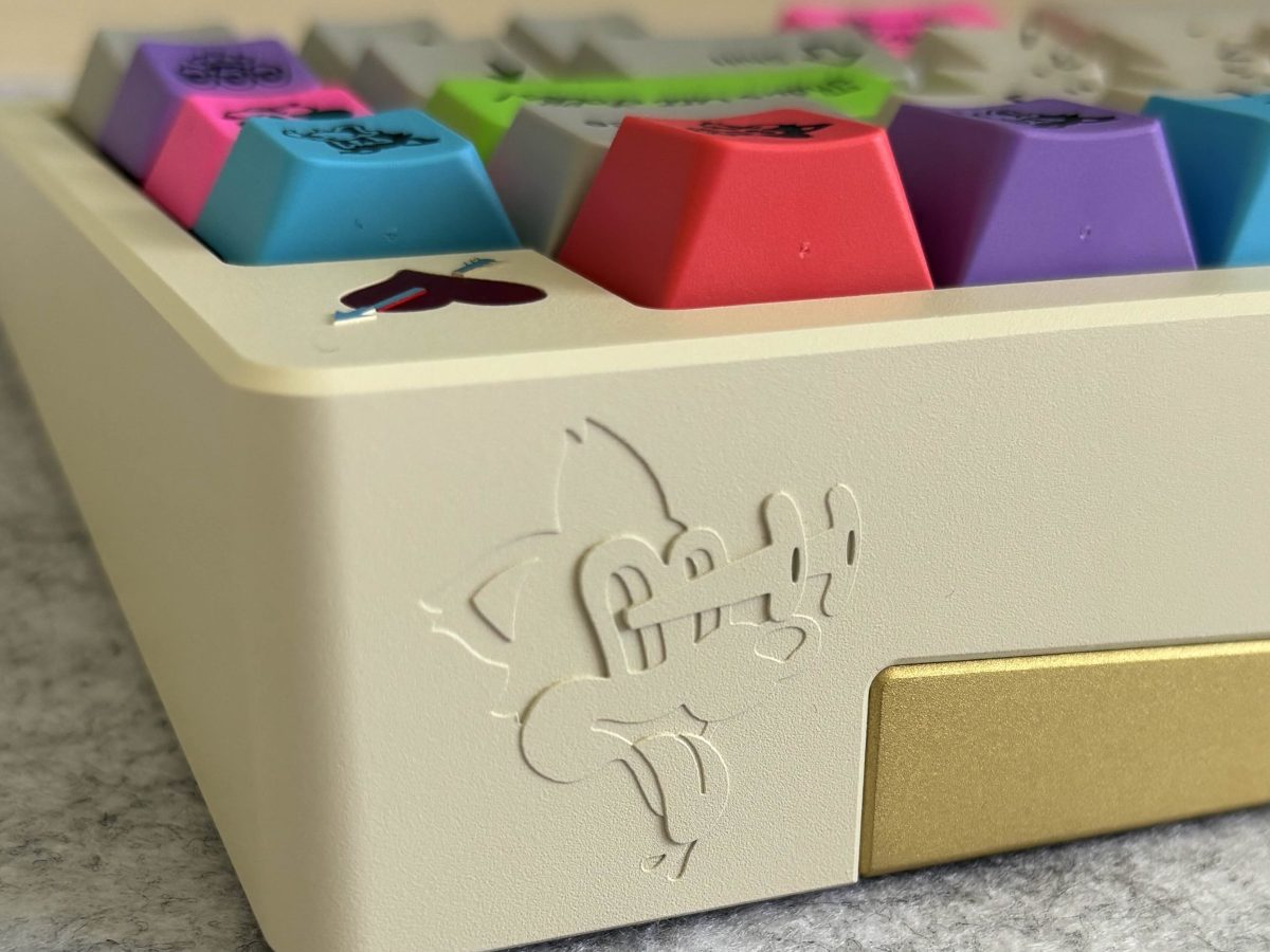 Build: Rubrehaku with GMK Rubrehose keycaps and Tecsee Rubrehose Brown&nbsp;switches